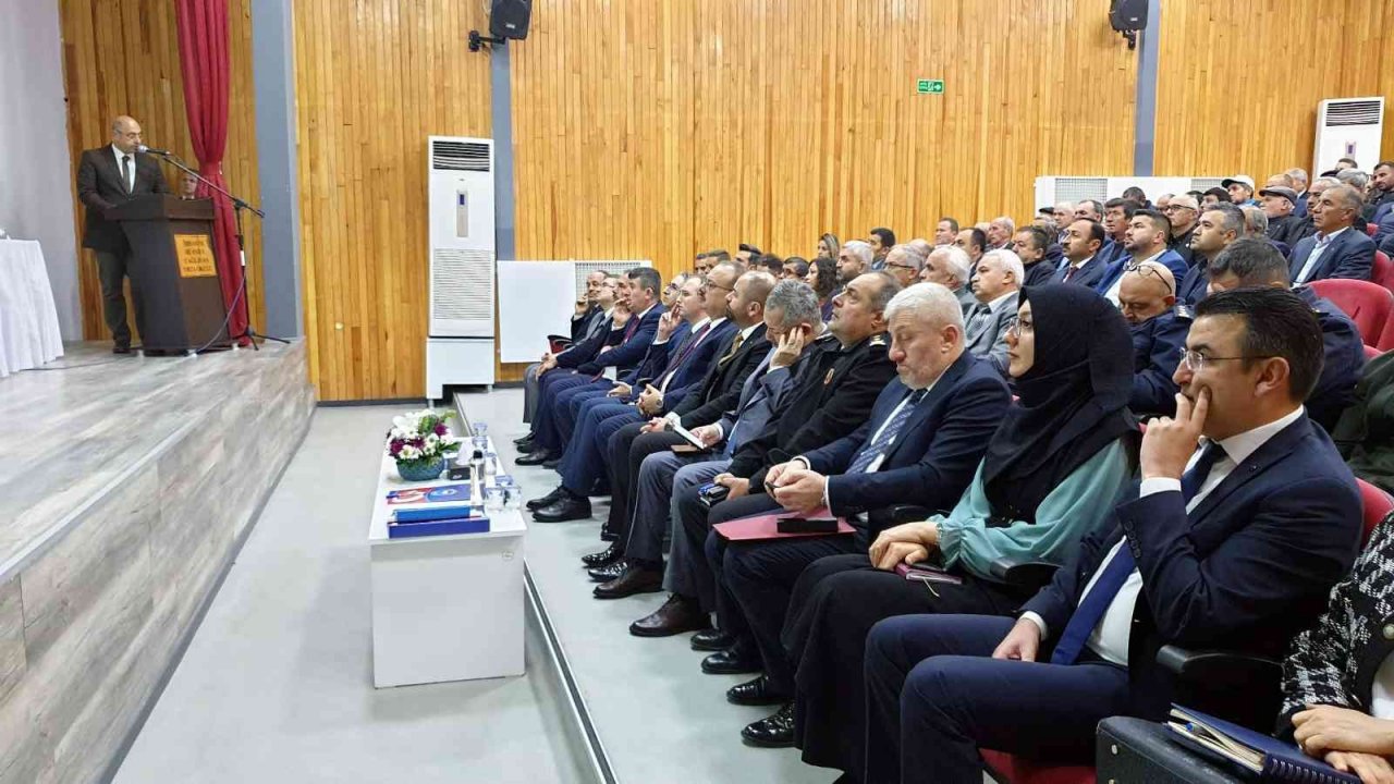 Bursa Valisi Canbolat, Orhaneli’de muhtarlarla buluştu