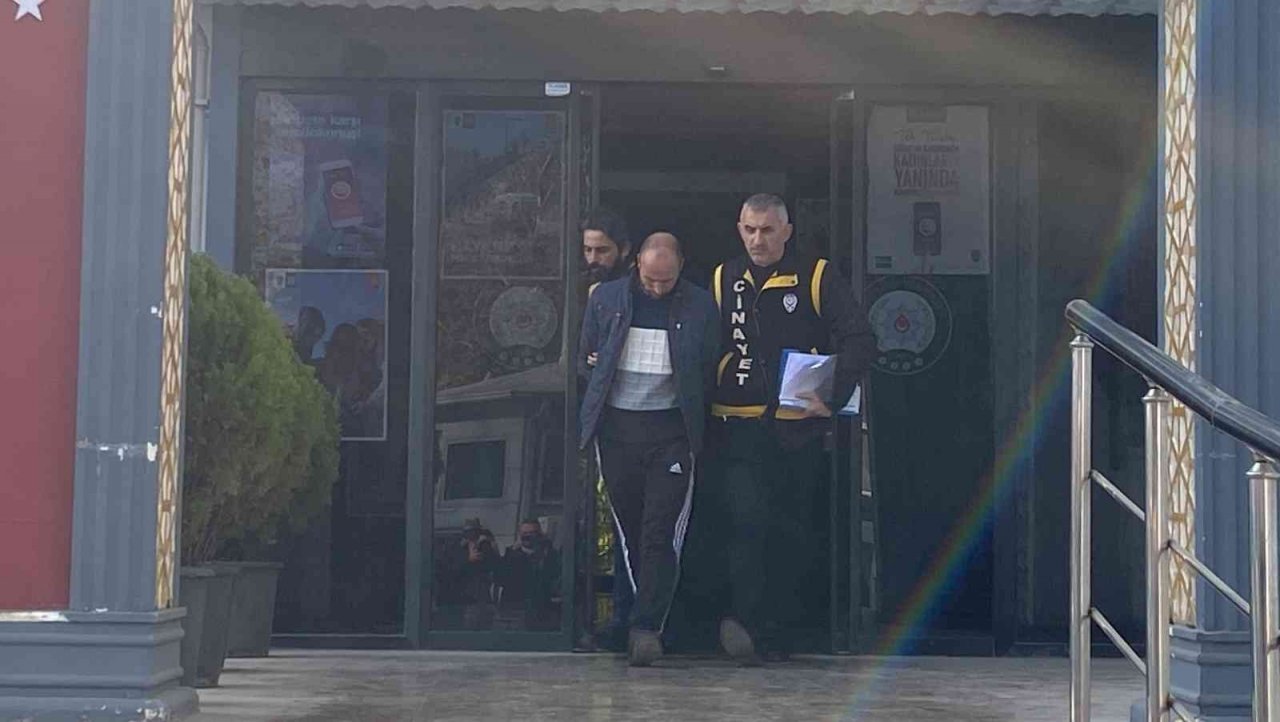 Bursa’da düzenlenen sahte içki operasyonu sonucu 2 kişi gözaltına alındı