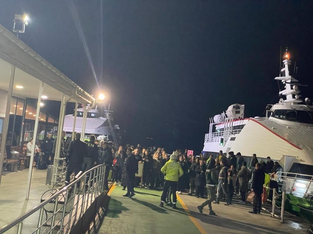 Feribotu kaçırdığı için bomba ihbarı yapan kişi serbest bırakıldı