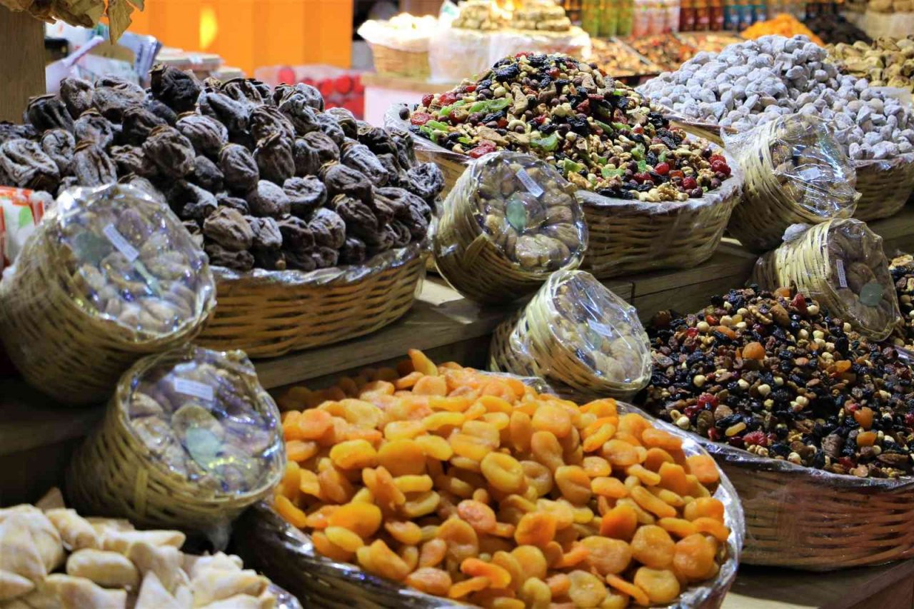 Diyarbakır’da yöresel lezzetler fuarı açıldı