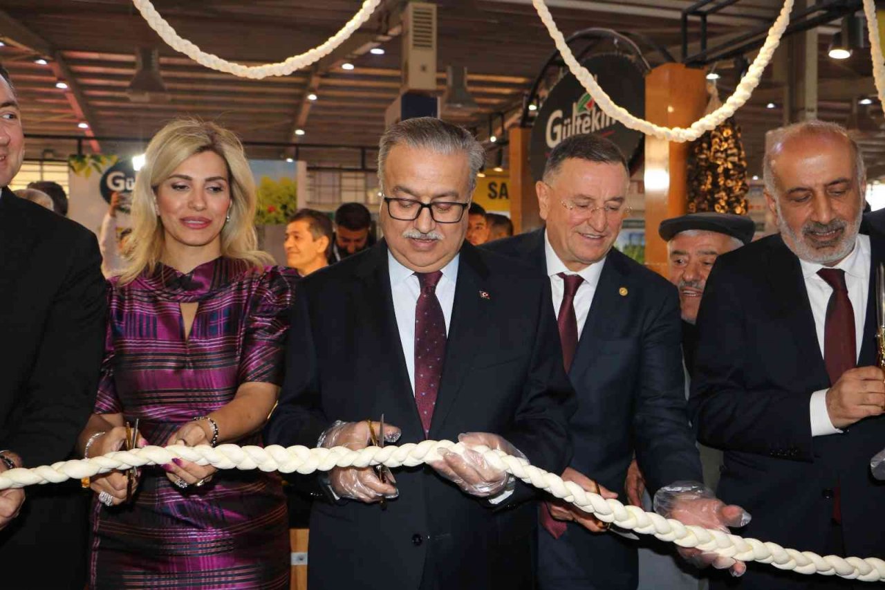 Diyarbakır’da yöresel lezzetler fuarı açıldı