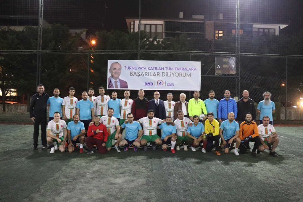 Düzce Belediyesi futbol turnuvası başladı