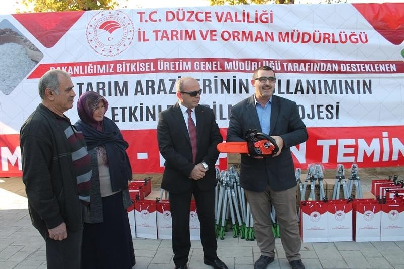 Fındık budama ekipmanları teslim edildi