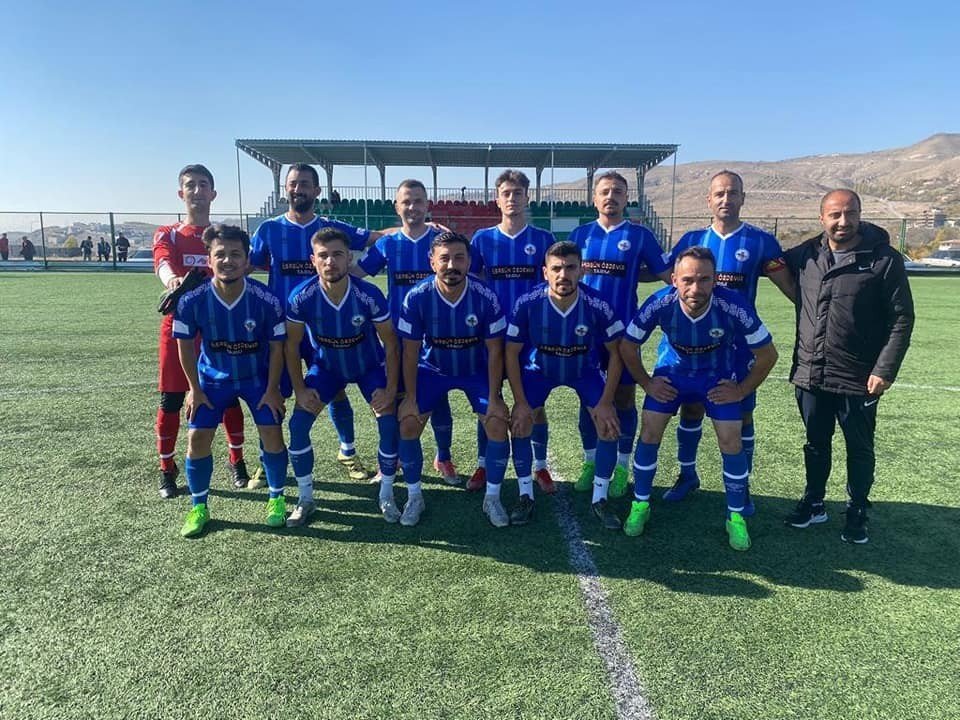 Kayseri 1.Amatör Küme: Sanayi Esnafspor: 1 - Tomarza Belediyespor: 7