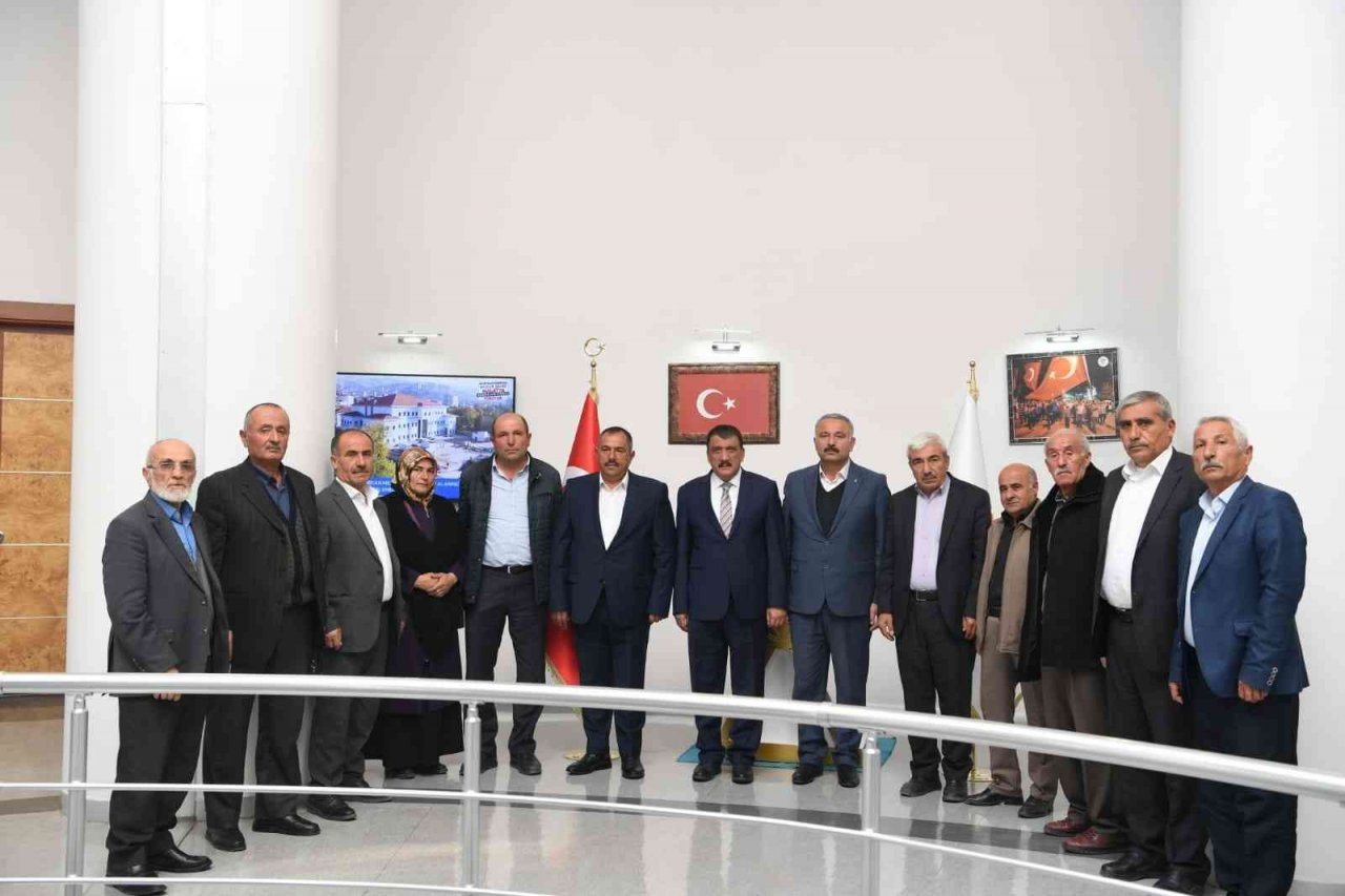 Gürkan, “İlçelerimizin tamamına adil ve adaletli bir şekilde hizmet götürüyoruz”