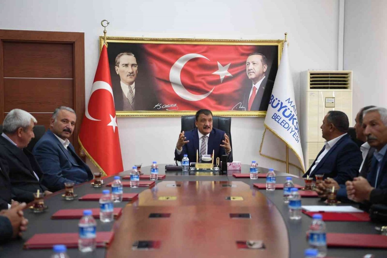Gürkan, “İlçelerimizin tamamına adil ve adaletli bir şekilde hizmet götürüyoruz”
