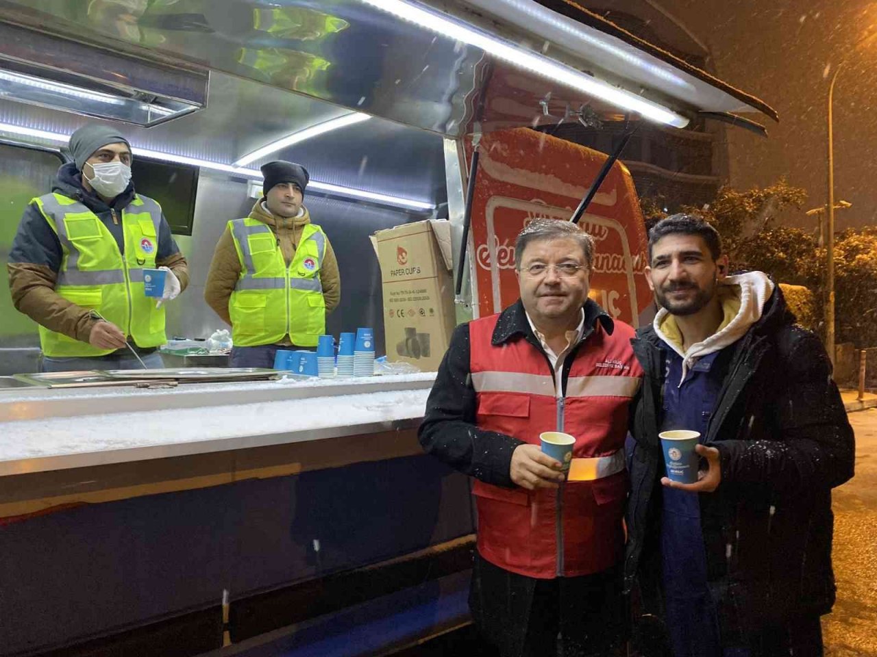 Maltepe dayanışmayı büyütüyor