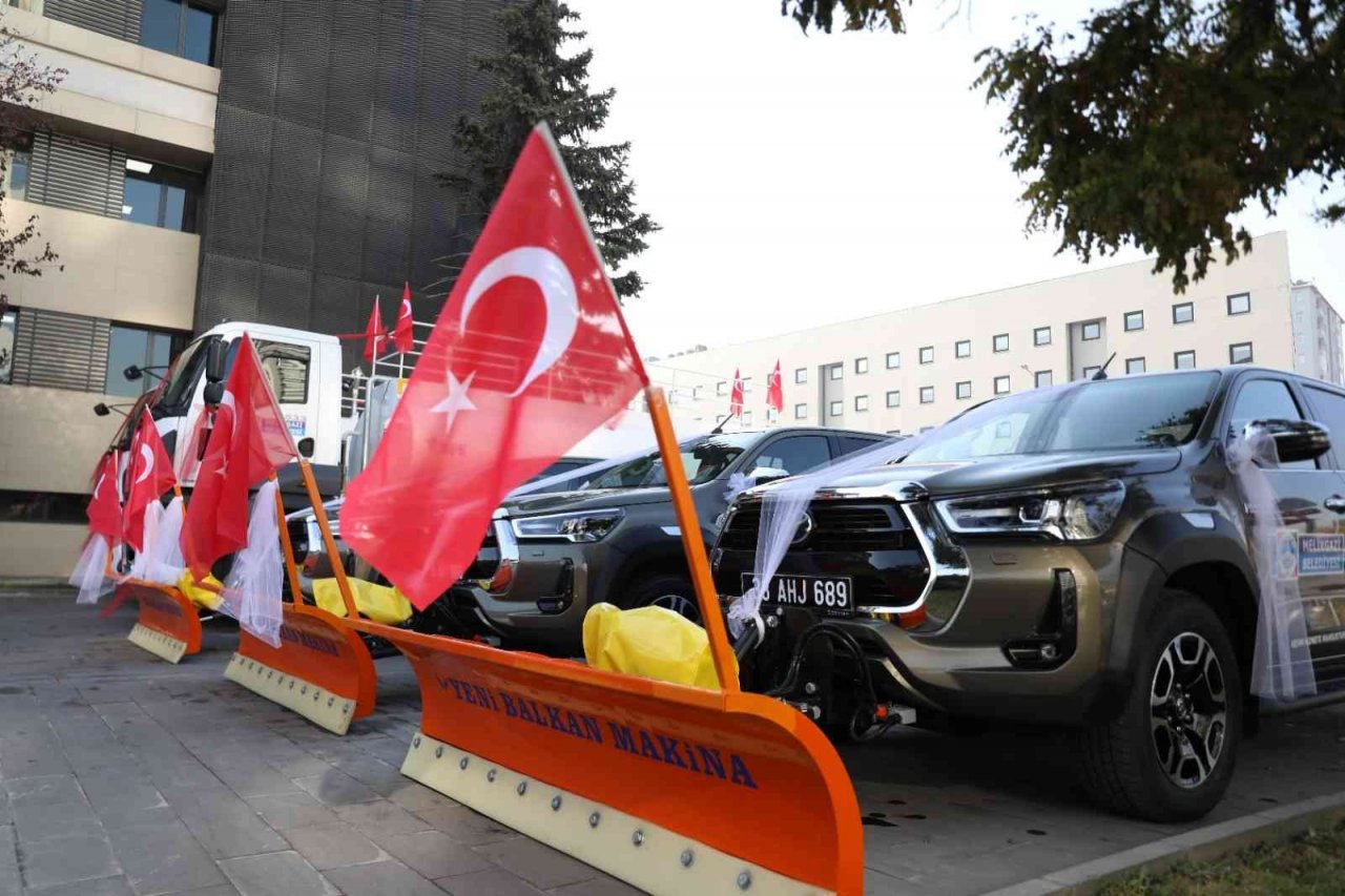 Melikgazi Belediyesi Yeni Araçlarla Kışa Hazır