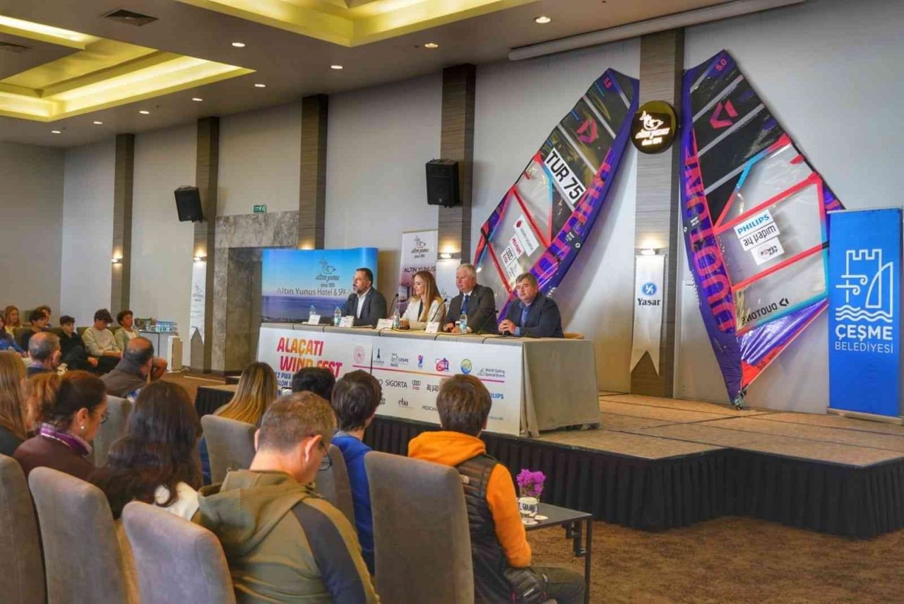 Alaçatı Wind Fest, Alaçatı’nın sörf bölgesi olarak korunması amacıyla düzenleniyor