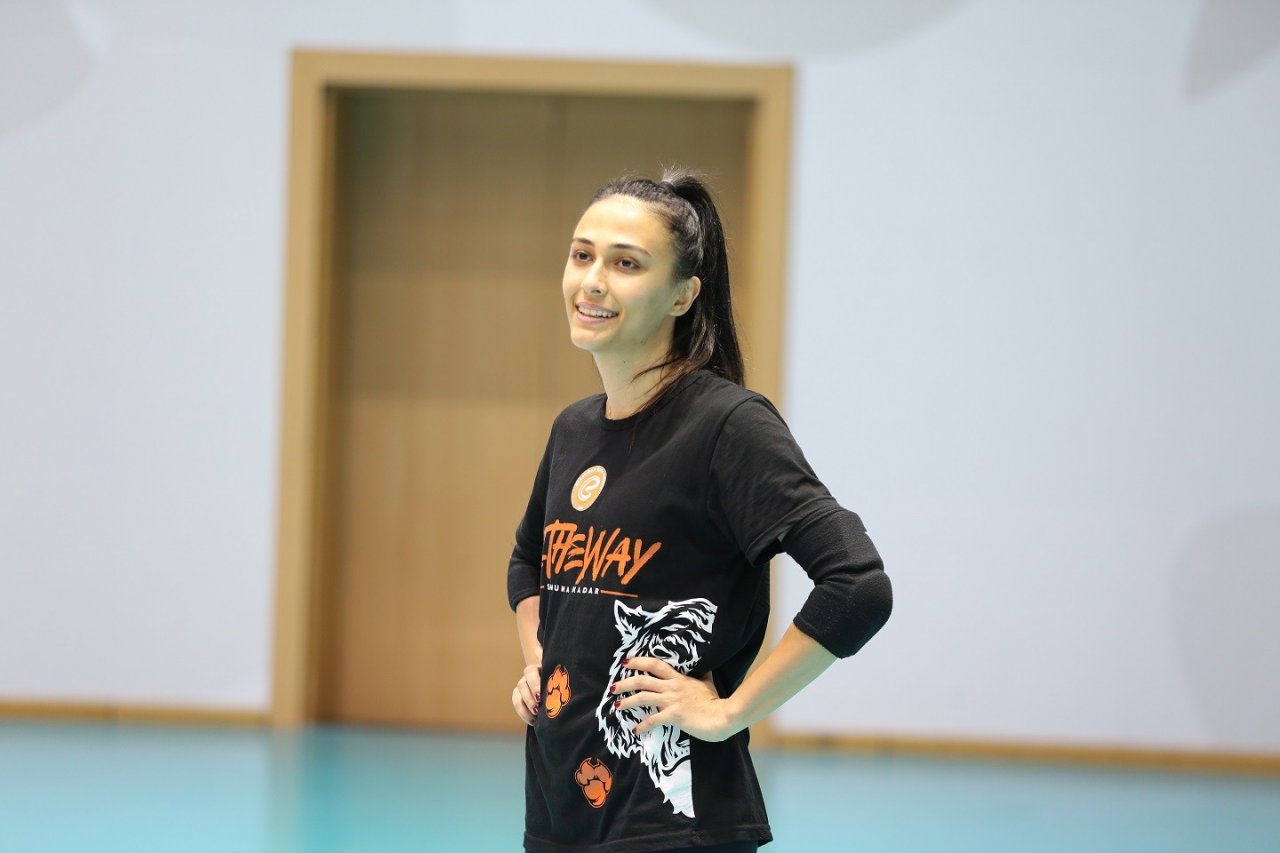 Eczacıbaşı Dynavit, Vakıfbank’ı konuk ediyor