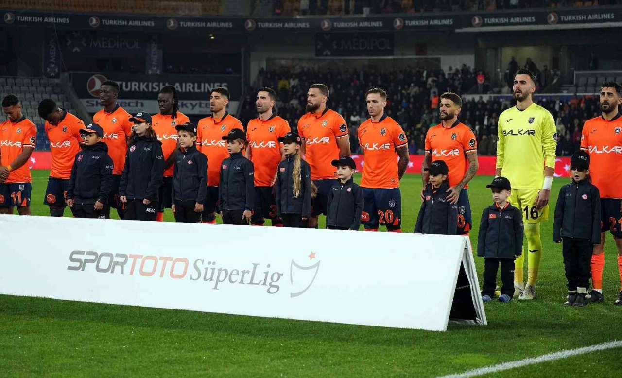 Başakşehir’de işler 2 haftada tersine döndü