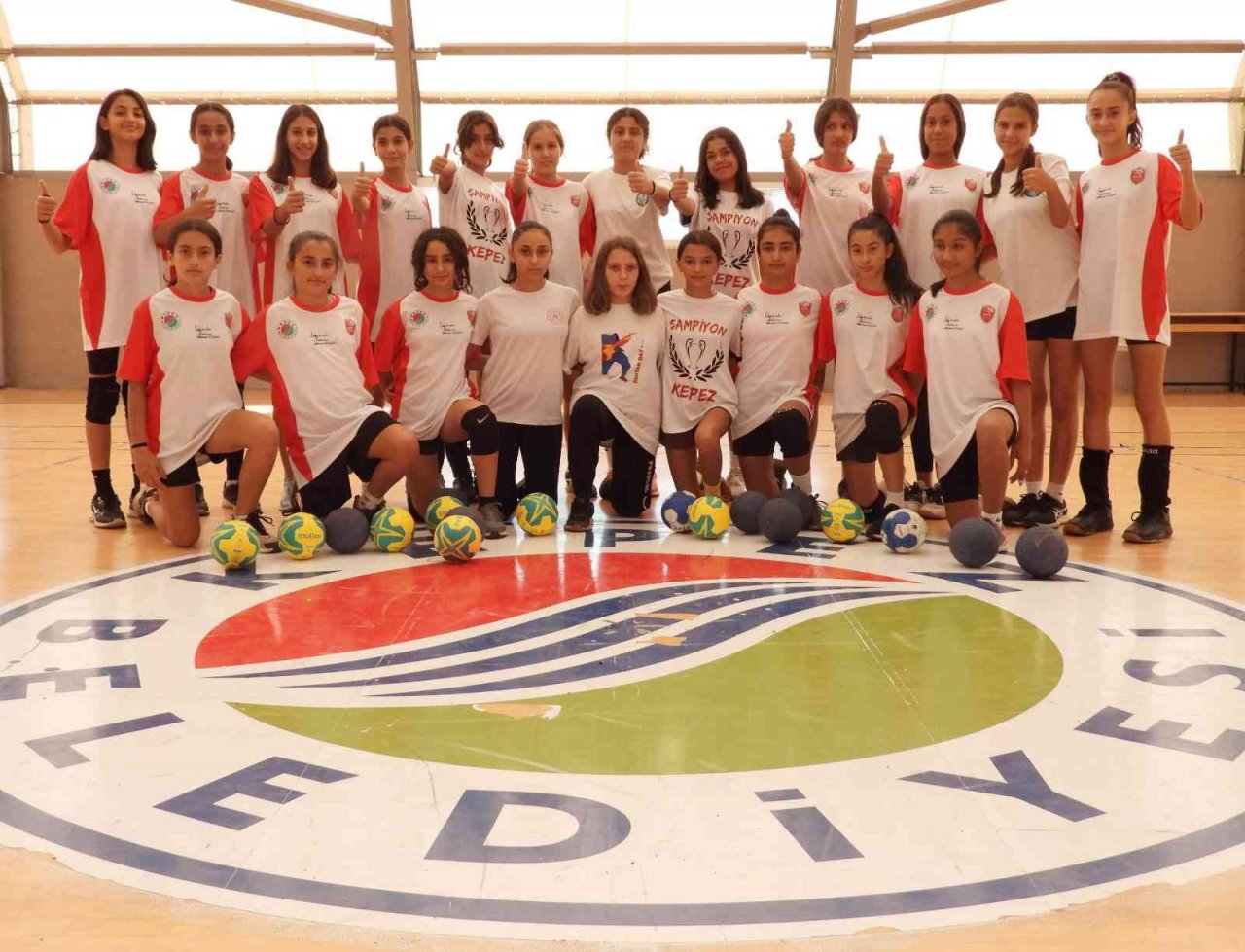 Kepez Belediye Hentbol Takımında hedef önce Antalya, ardından bölge şampiyonluğu