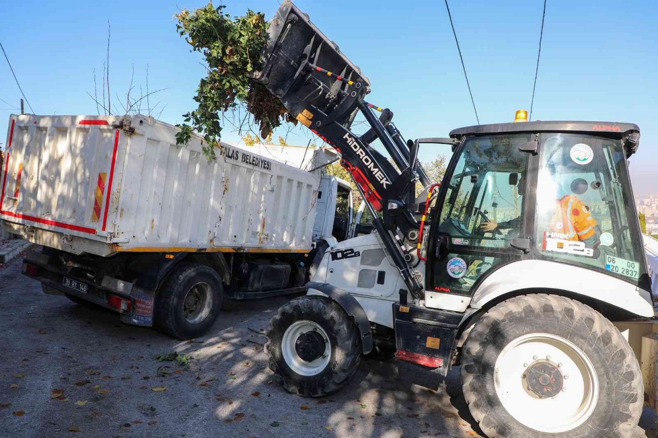 Talas Genelinde Sonbahar Temizliği