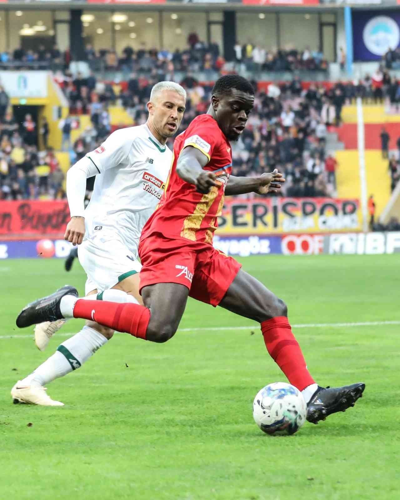 Kayserispor 23 puanla 6. sırada
