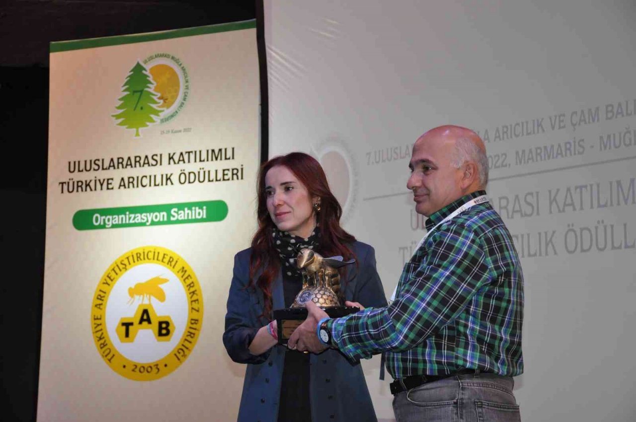 Muğla’da başarılı arıcılar ödüllendirildi