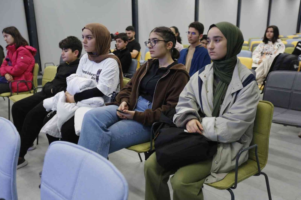 Başakşehir’de üç teknoloji eğitimi bir arada