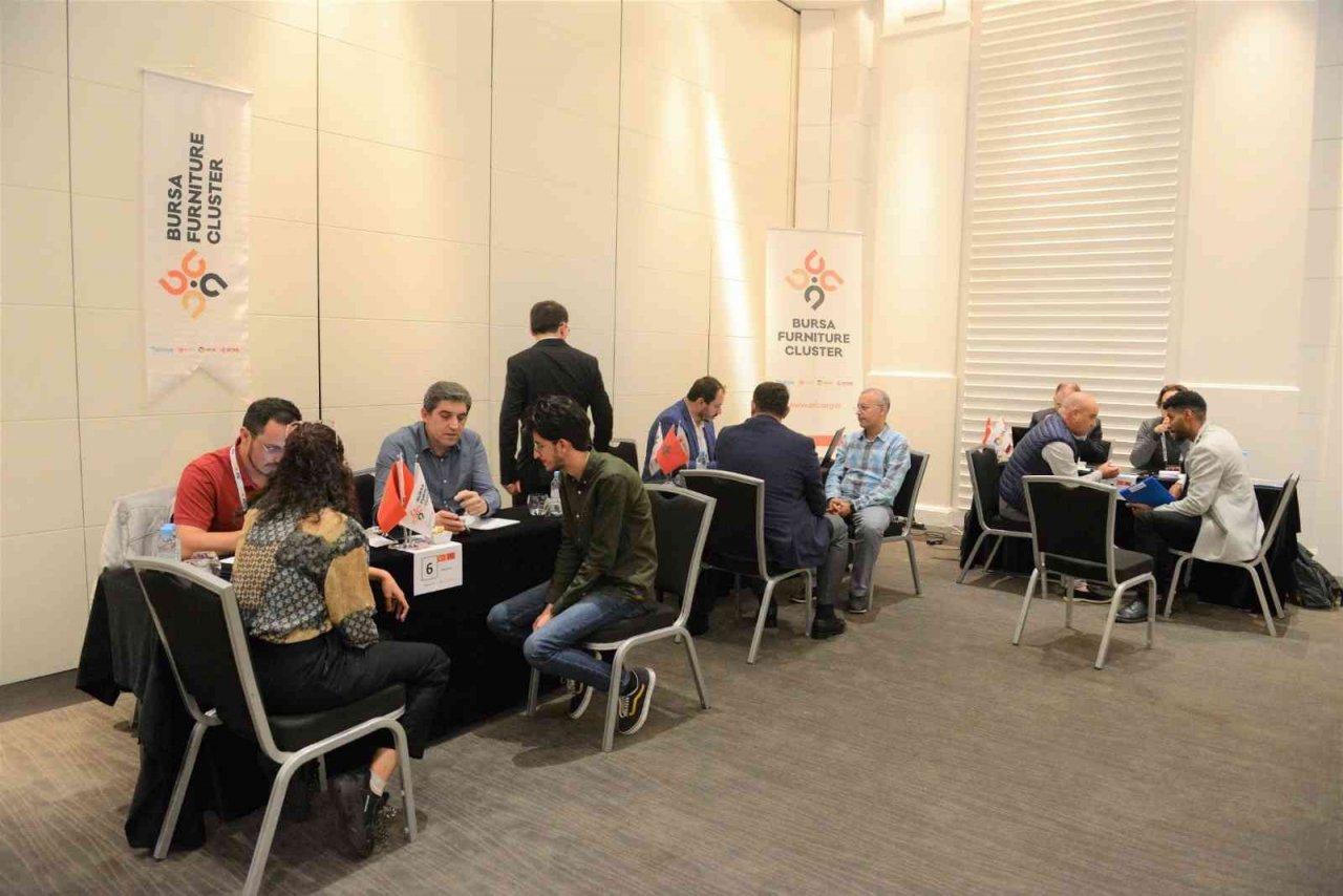 Mobilya UR-GE’nin yeni rotası Fas