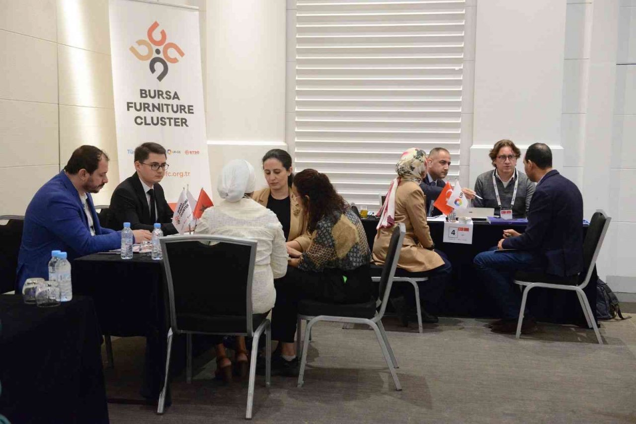 Mobilya UR-GE’nin yeni rotası Fas