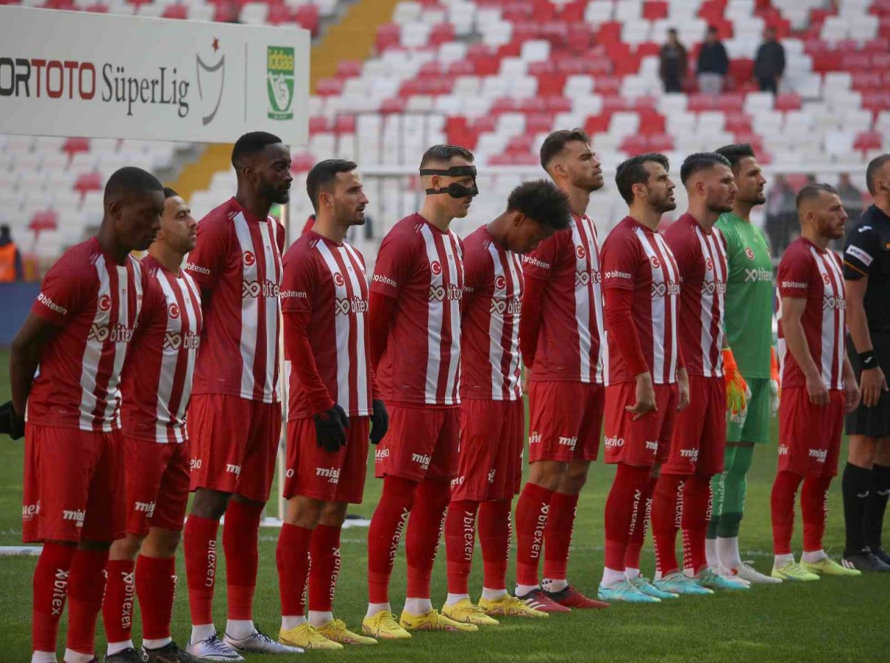 Sivasspor 11 puanla ateş hattında