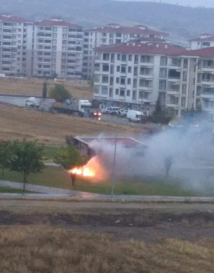 Elazığ’da trafo yangını paniğe neden oldu
