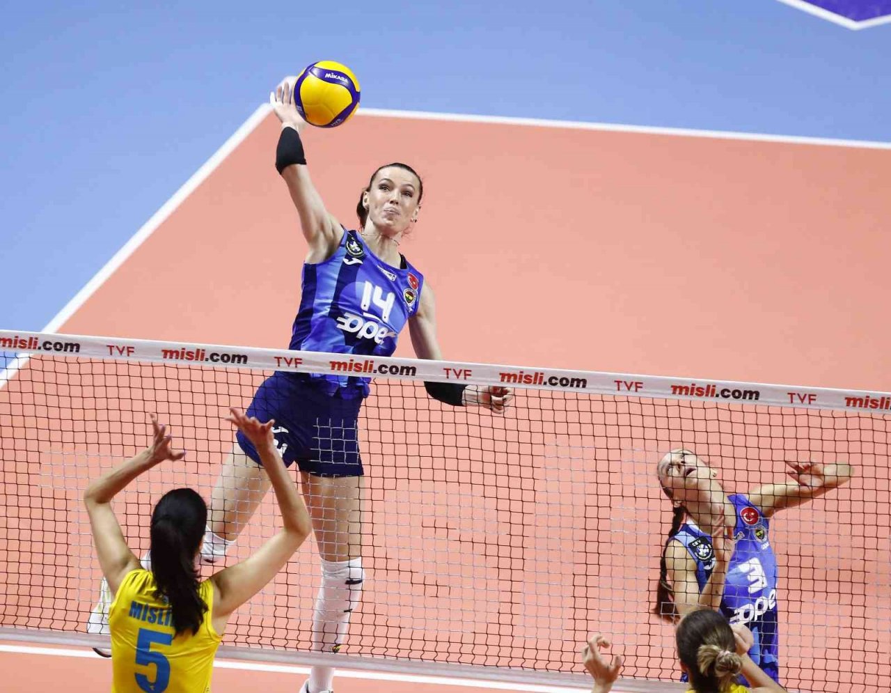 Sultanlar Ligi: Fenerbahçe Opet: 3 - PTT: 0