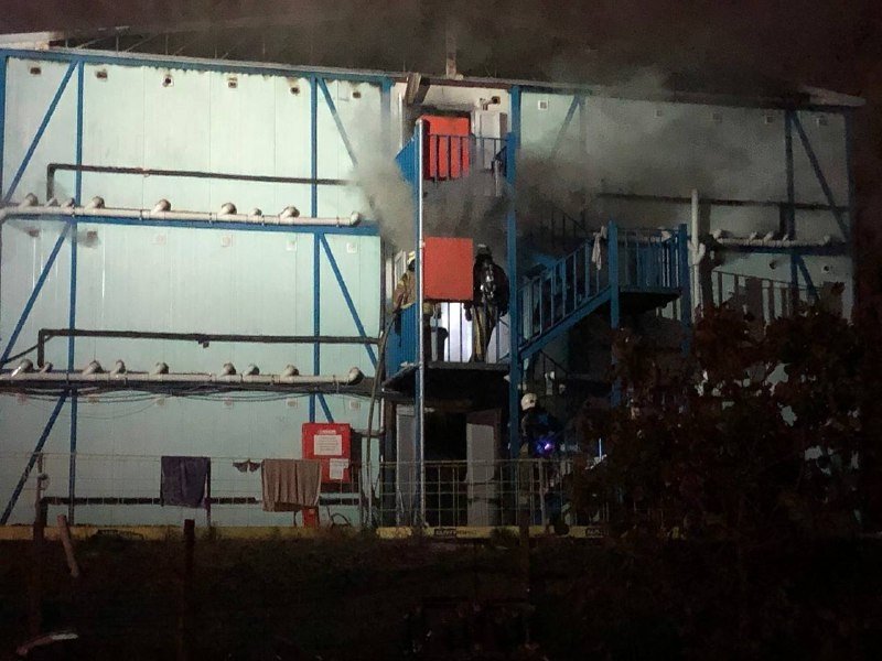 Ataşehir’de inşaat şantiyesinde korkutan yangın