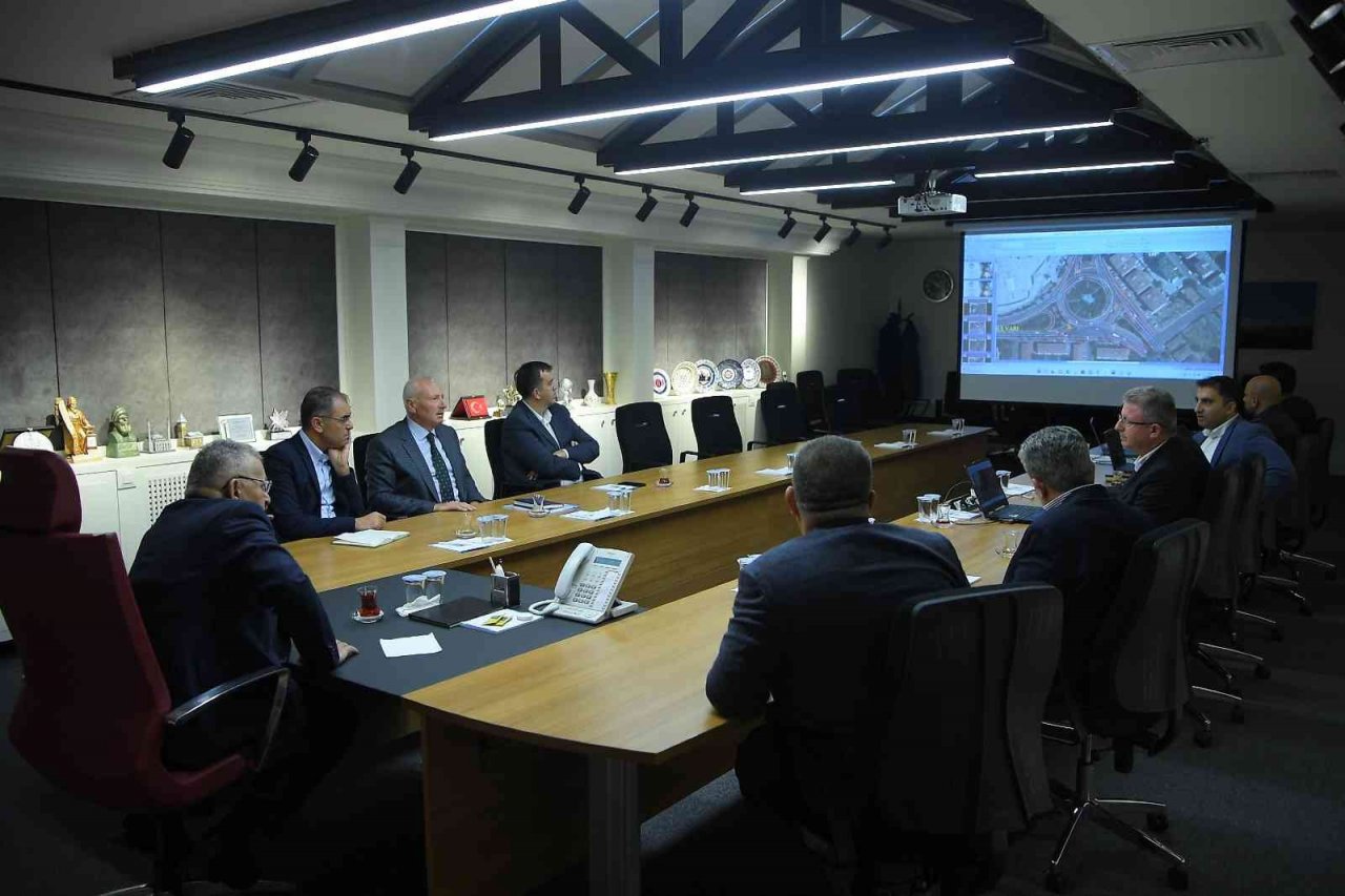 Başkan Büyükkılıç’a ulaşım sunumu