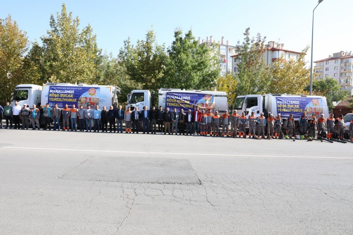 Melikgazi’de kış öncesi temizlik yoğunluğu