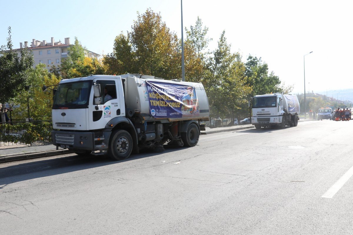 Melikgazi’de kış öncesi temizlik yoğunluğu