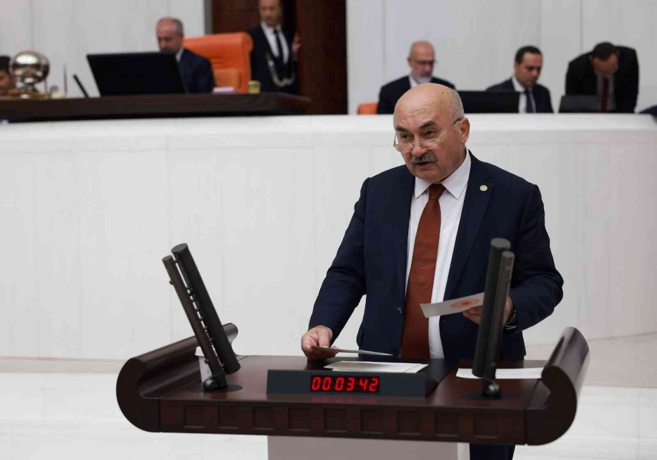 Vahapoğlu: "Bursa ’Kalite Şehri’ unvanıyla anılmalı"