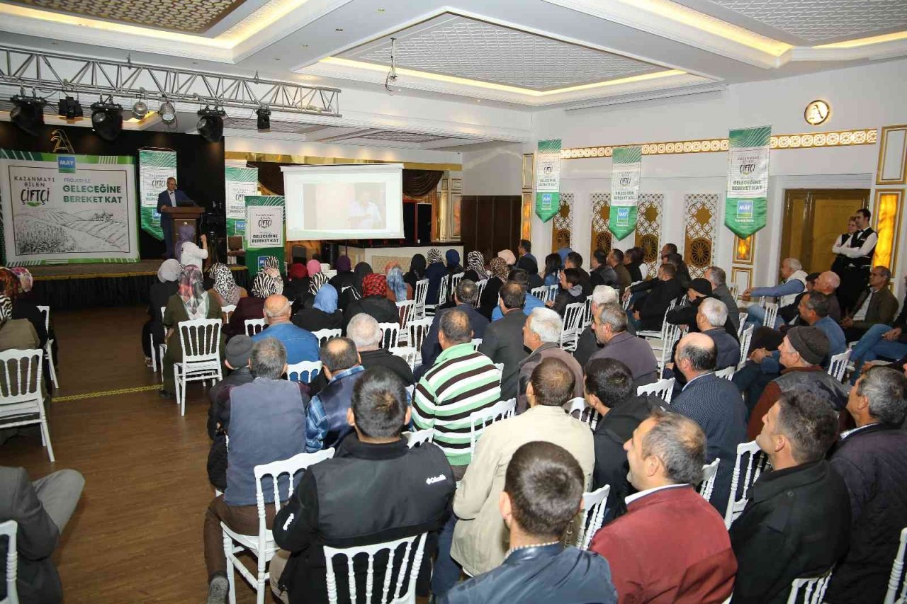 ‘Kazanmayı Bilen Çiftçi’ eğitimleri başladı