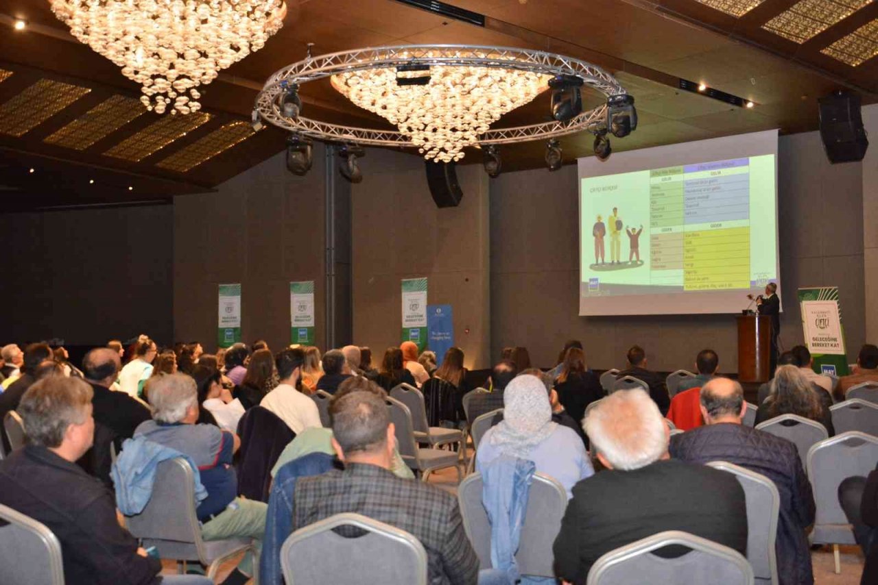 ‘Kazanmayı Bilen Çiftçi’ eğitimleri başladı