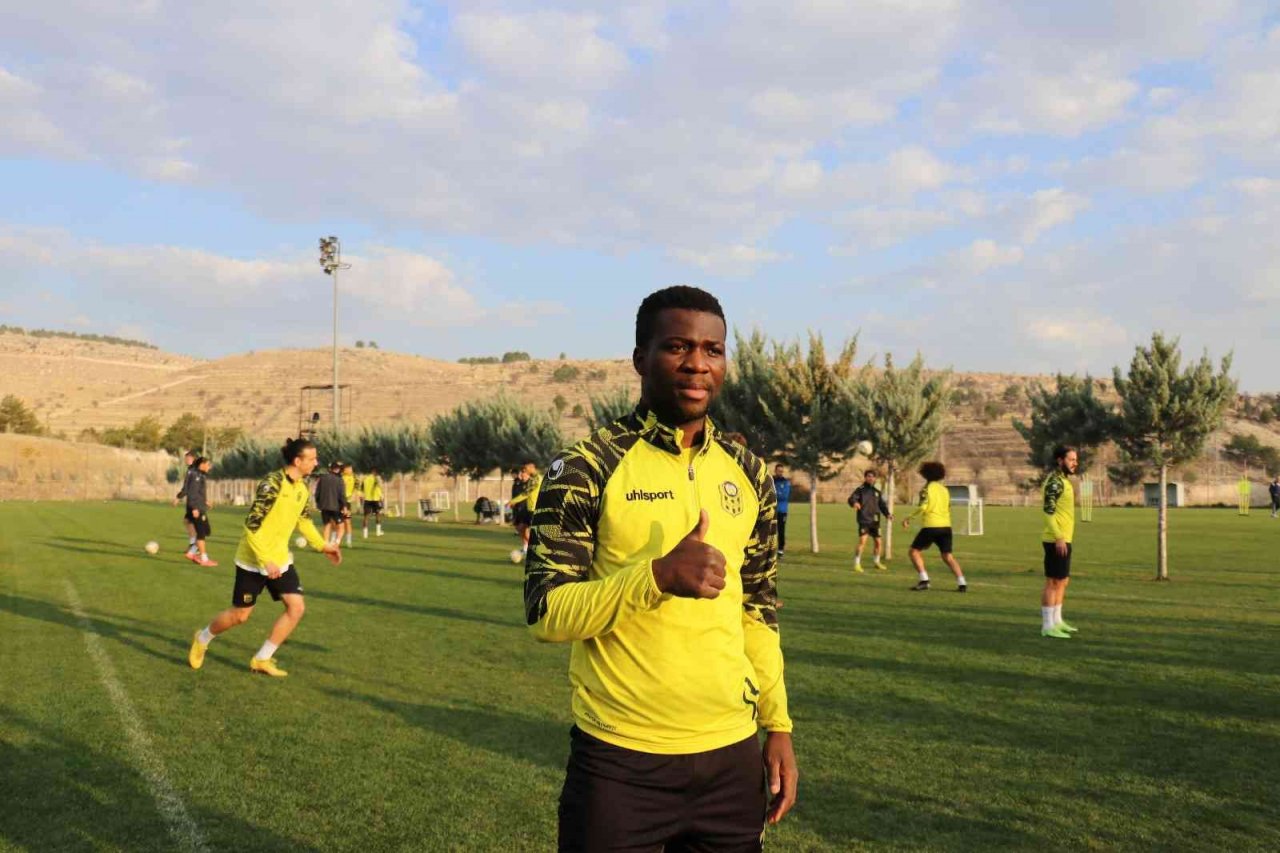 Godfred Donsah: "Evde kazanamama şansızlığımızı kıracağımızı düşünüyorum"