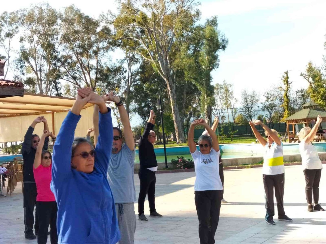 Tazelenme Üniversitesi Köyceğiz Kampüsü spor dersi ile açıldı