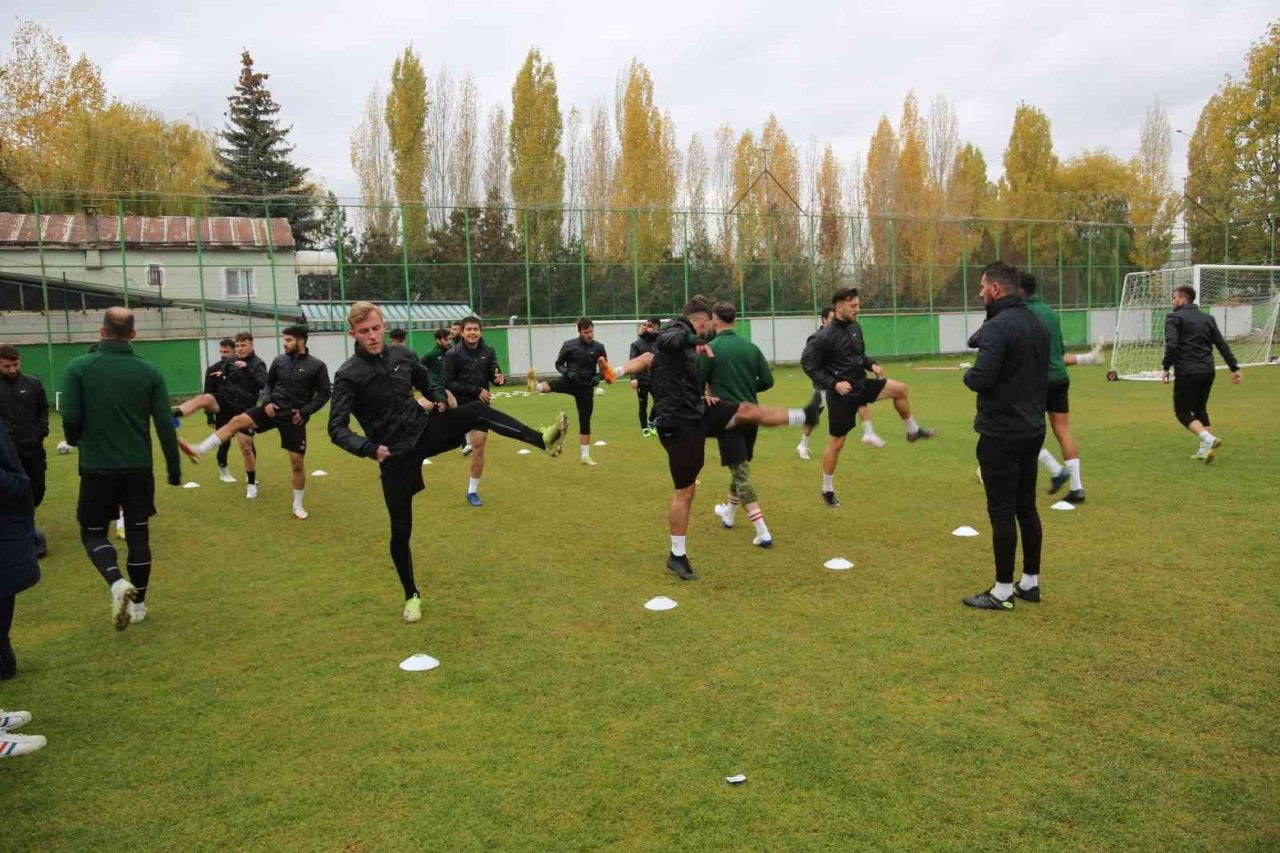 Sivas Belediyespor, İnegöl maçına hazırlanıyor