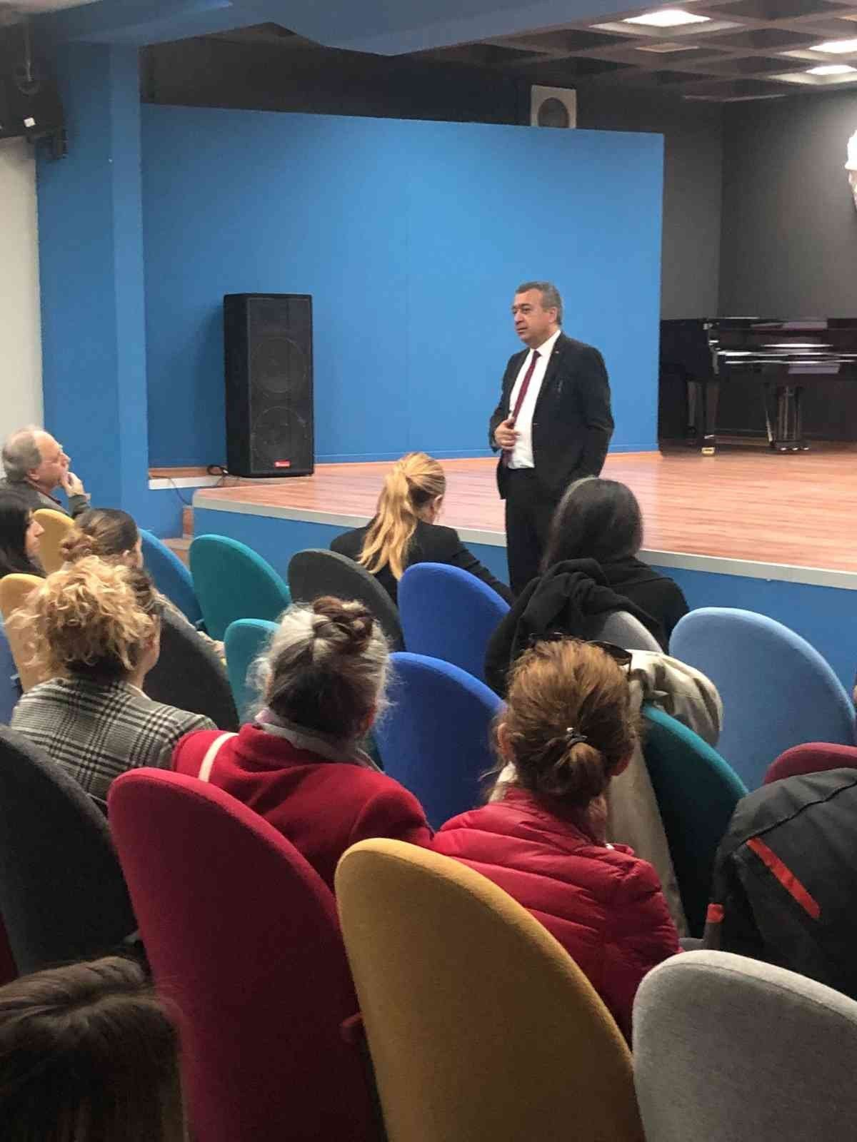 Kileci üniversiteli gençlerle buluştu