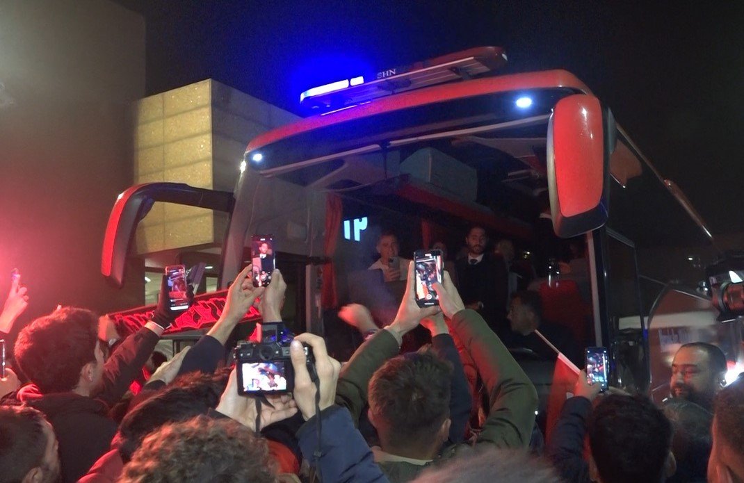 A Milli Takım kafilesi Gaziantep’te