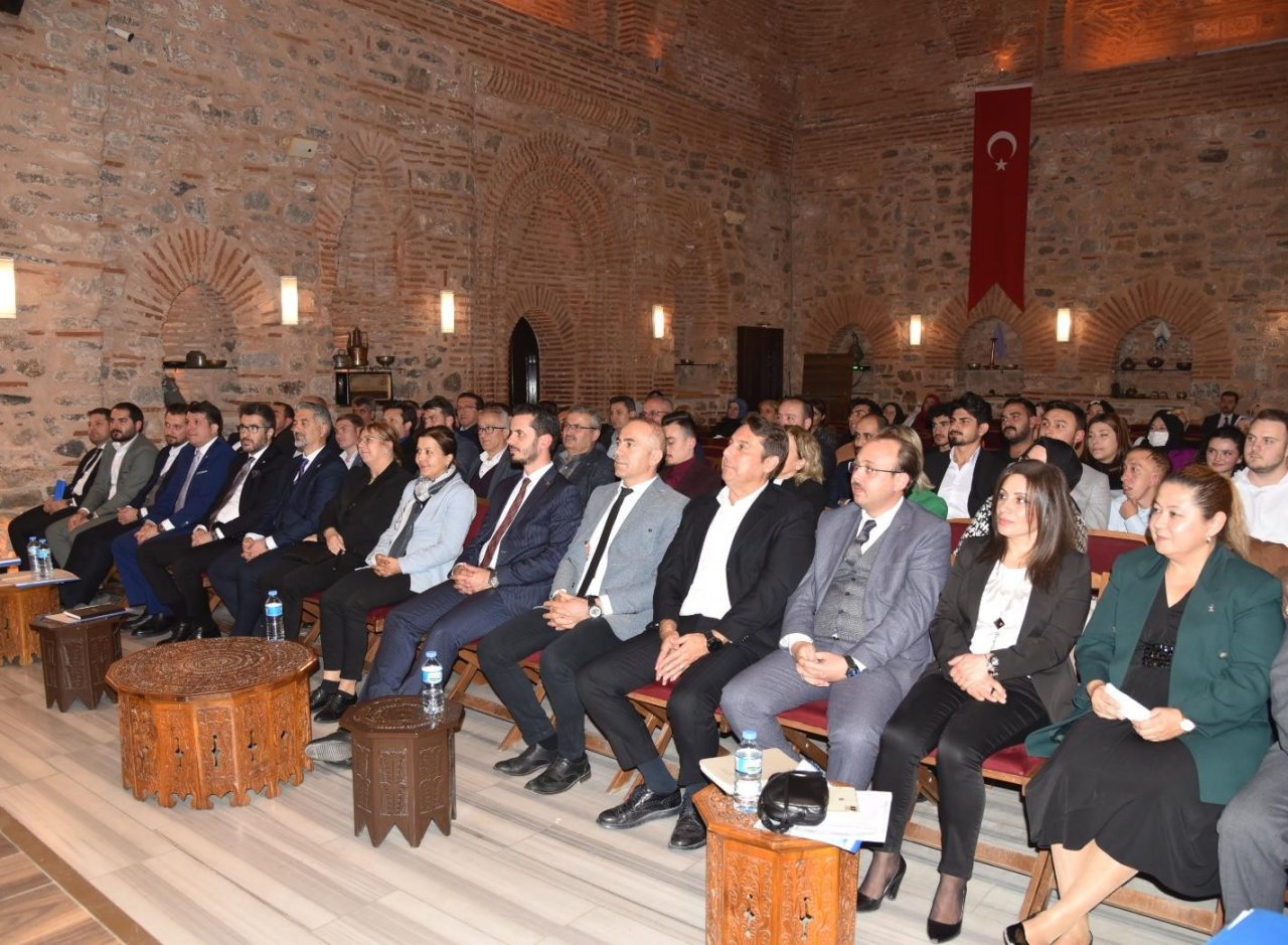 Başkan Gürkan ilçe teşkilatları ile istişarelerini sürdürüyor