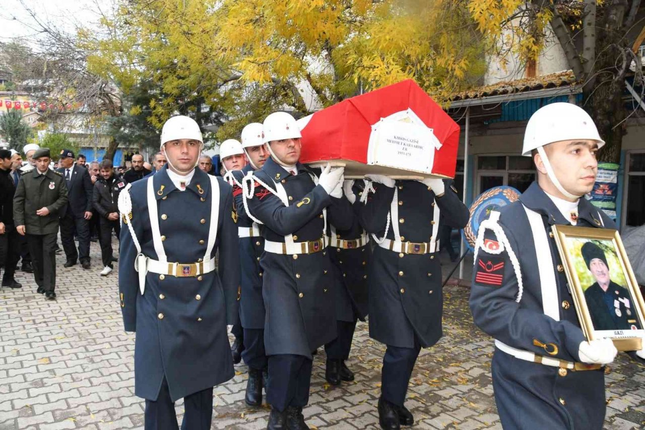 Kıbrıs Gazisi Mehmet Karaardıç’a son görev