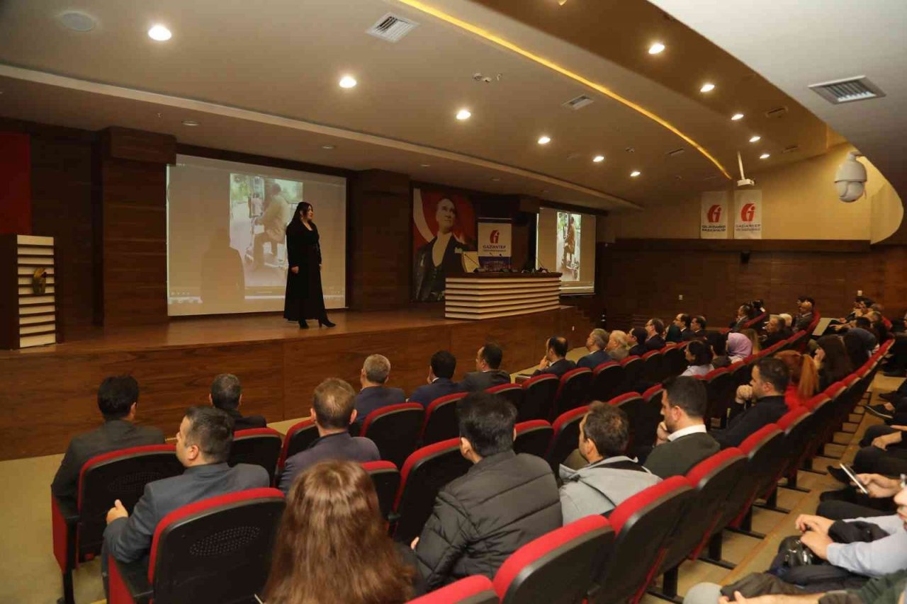 Vergi dairesi çalışanlarına metaverse konferansı