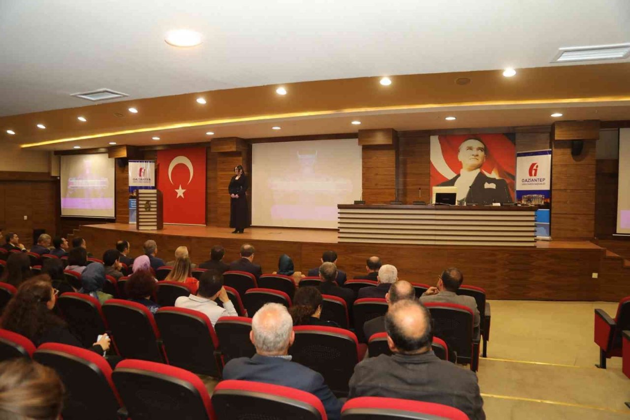 Vergi dairesi çalışanlarına metaverse konferansı