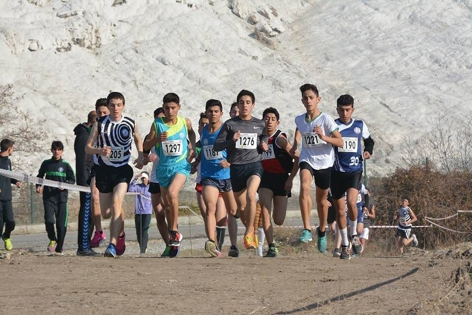 Kros heyecanı Pamukkale’de yaşandı