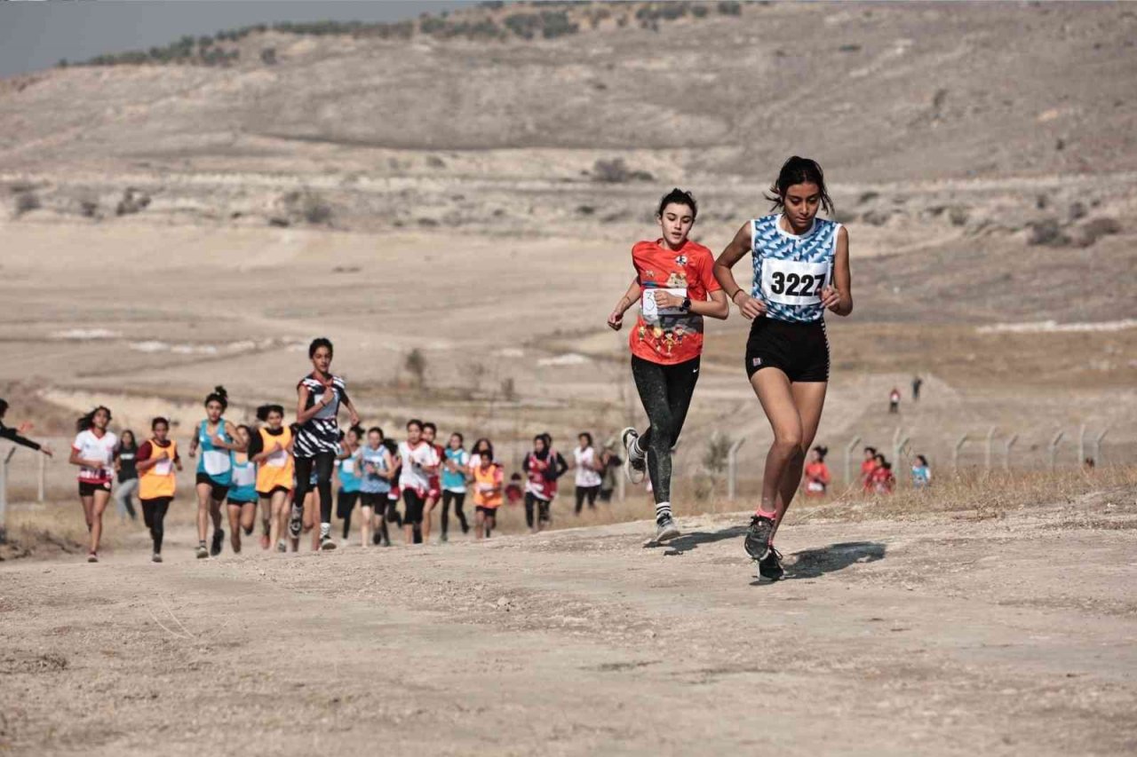 Kros heyecanı Pamukkale’de yaşandı