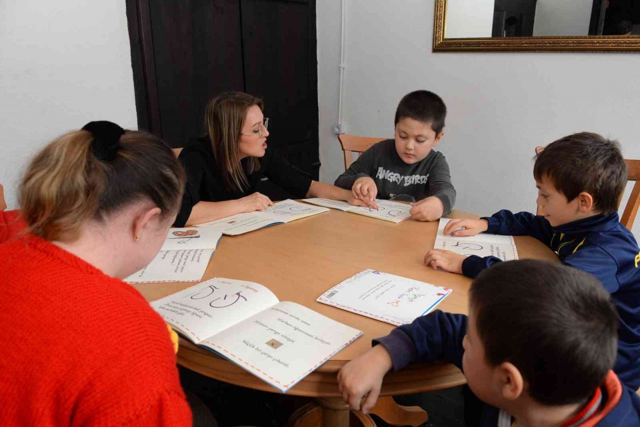 Etamin Atölyesi’nde eğlenceli dakikalar