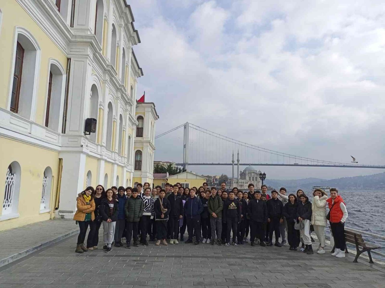 Kolej öğrencileri İstanbul’u gezdi