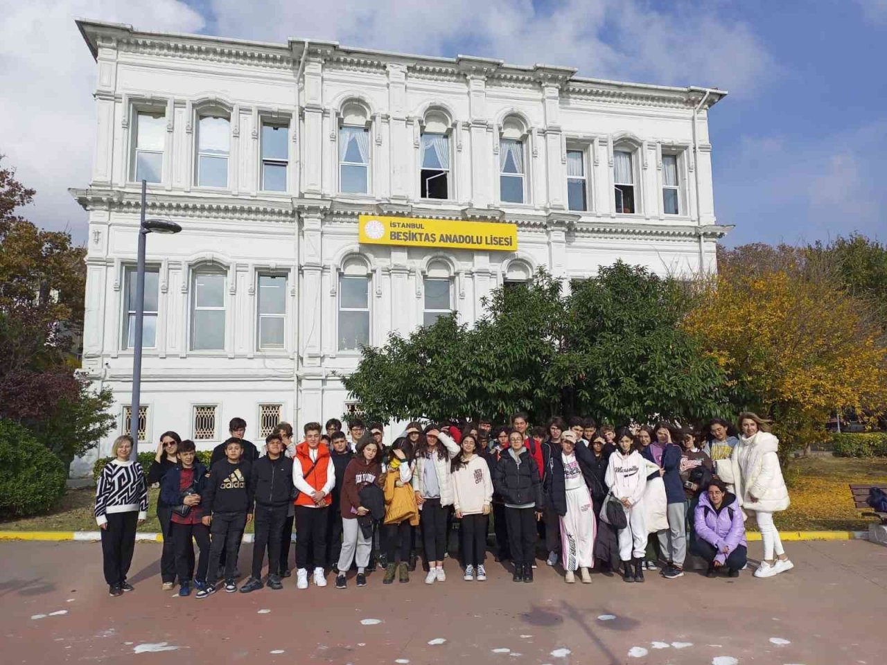 Kolej öğrencileri İstanbul’u gezdi