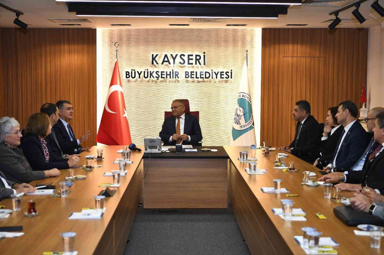 Başkan Büyükkılıç: “İhracatta 4 milyar doları Kayseri’mizin inşallah yakaladığını görüyoruz"