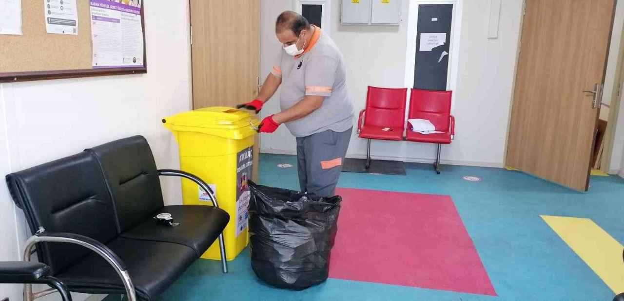 Kemer Belediyesi atık ilaçları topluyor