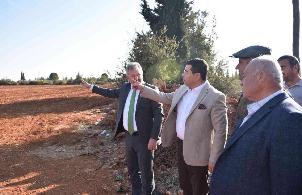 Antalya Orman Çiftliği’nde buğday tohumları toprakla buluştu