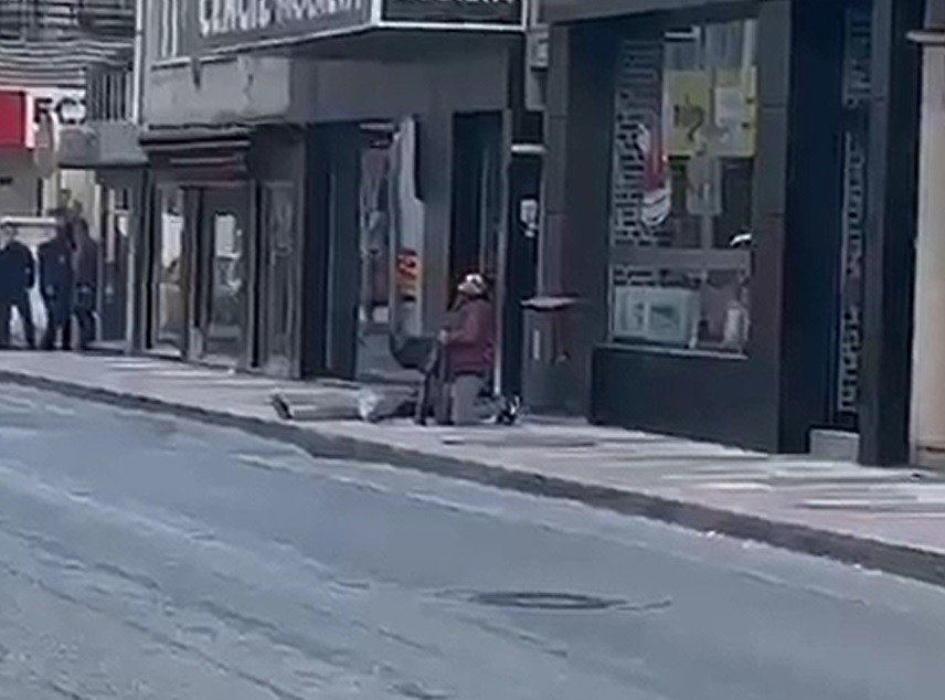 Boşanma aşamasındaki eşi tarafından vurulan kadın öldü